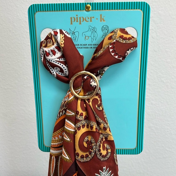 Piper K | Vintage Paisley Inspired Scarf w/ Brooch - Picture 1 of 6